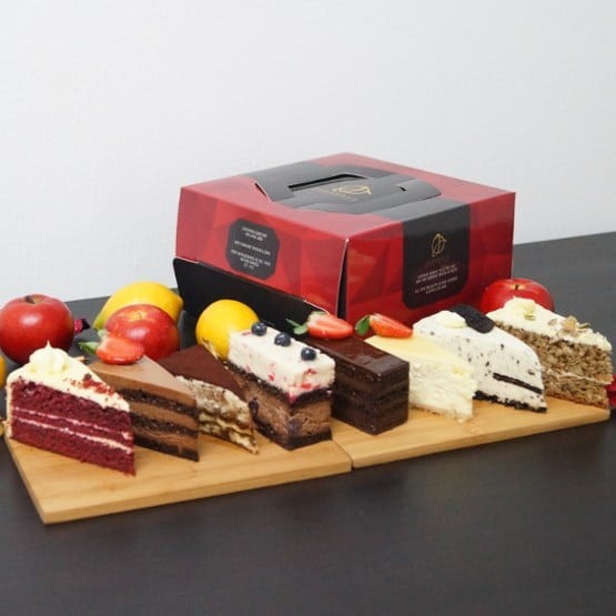 velvet bahru red johor cake in (8 1 flavors box) JUNANDUS 8xitement velvet bahru red johor cake in (8 1 flavors box) JUNANDUS 8xitement