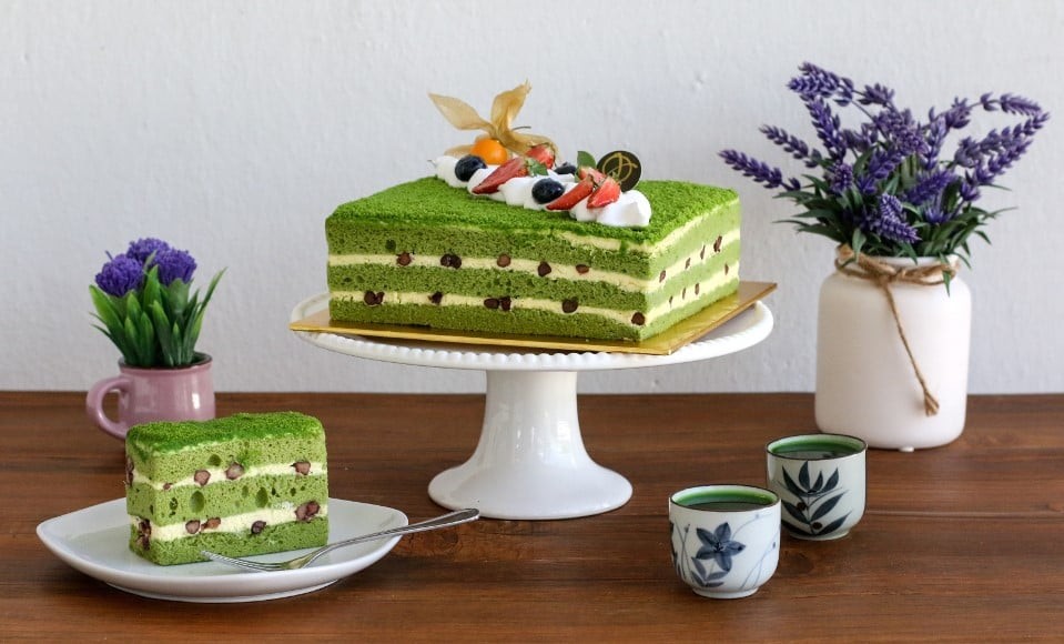 Green Tea Sponge Birthday Cake Green Tea Sponge Birthday Cake