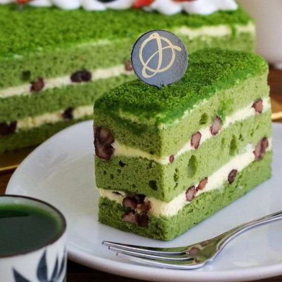 Green Tea Sponge Cake (Slice) - JUNANDUS